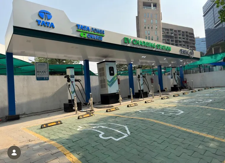 Multi-bay Tata Power EZ Charge commercial charging hub
